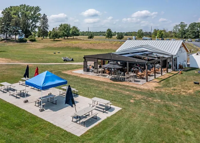 Shore Acres Inn And Restaurant